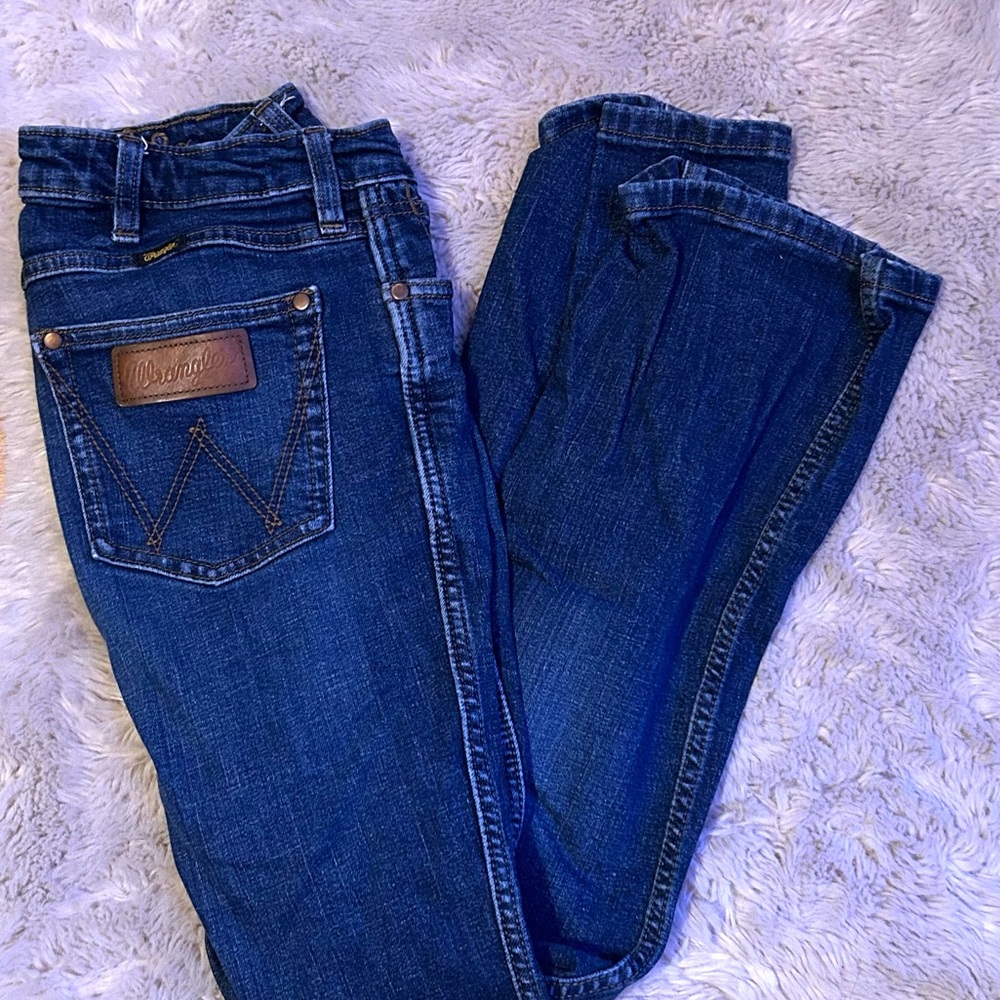 Women’s wranglers